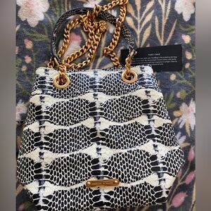 Rebecca Minkhoff
Edie mini bucket